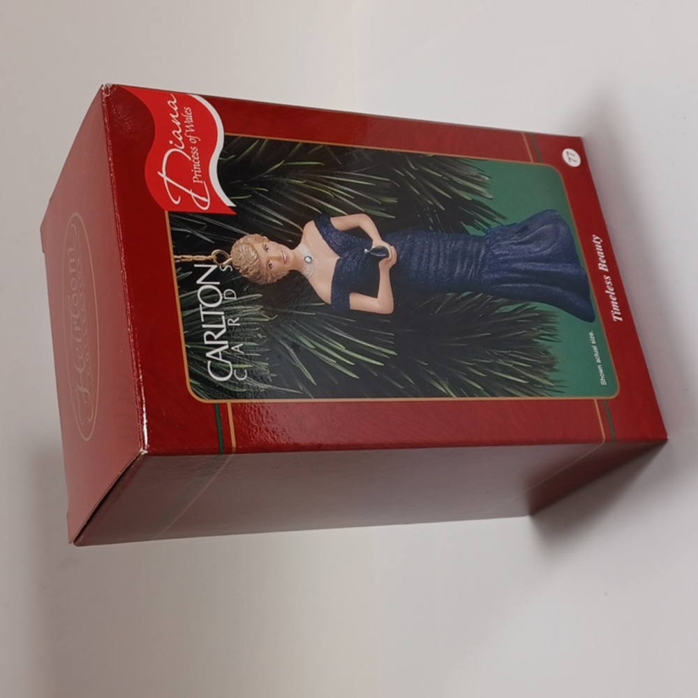Carlton Cards "Timeless Beauty" Princess Diana Ornament